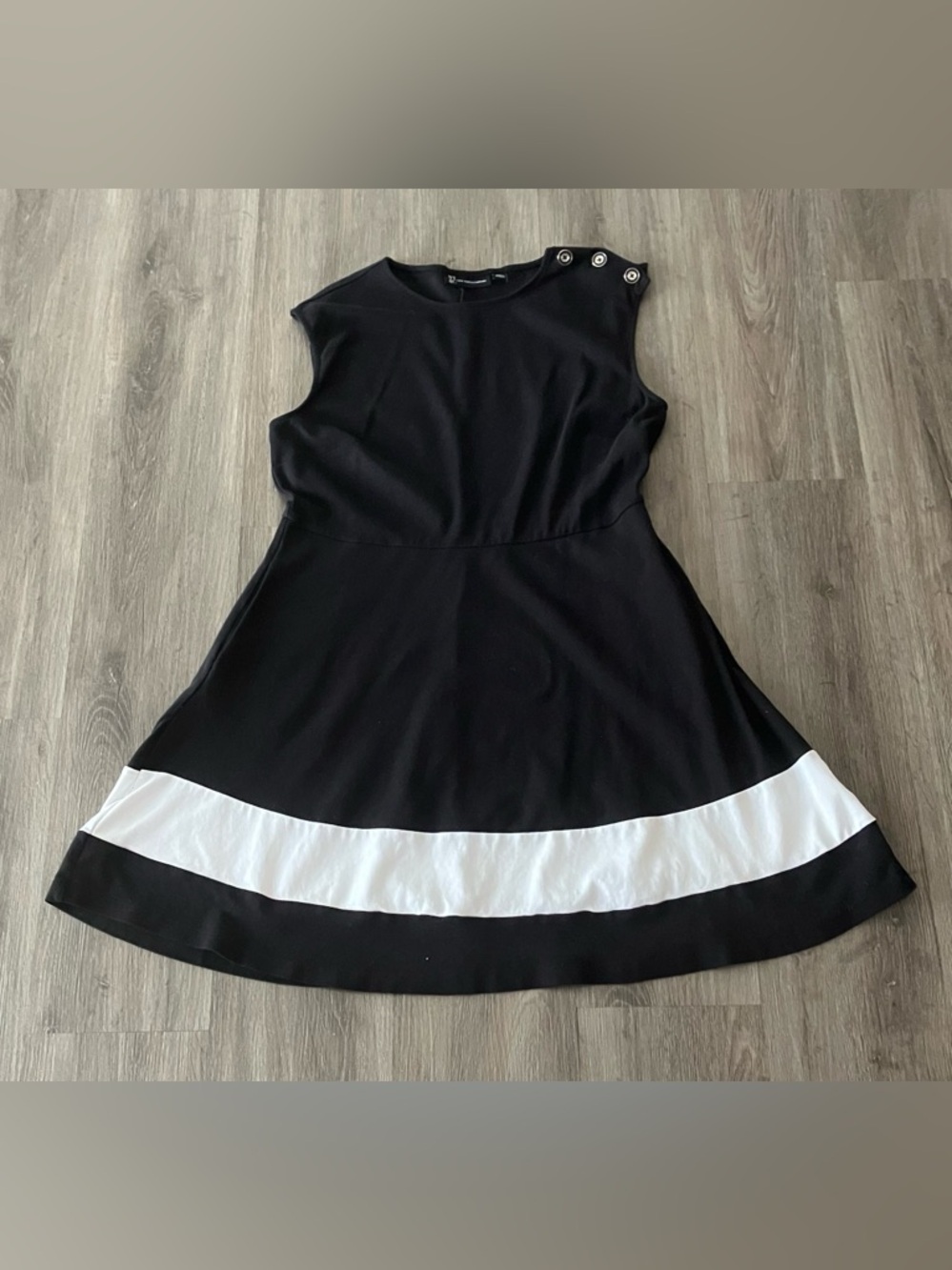 Black and White Fit and Flare Dress size XL